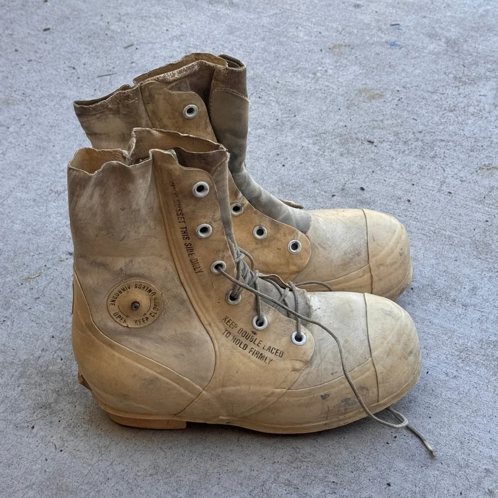 Vintage US Military Mickey Mouse Boots Extreme Cold Weather Rubber Cream 8R